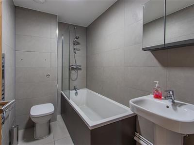 Picture 4